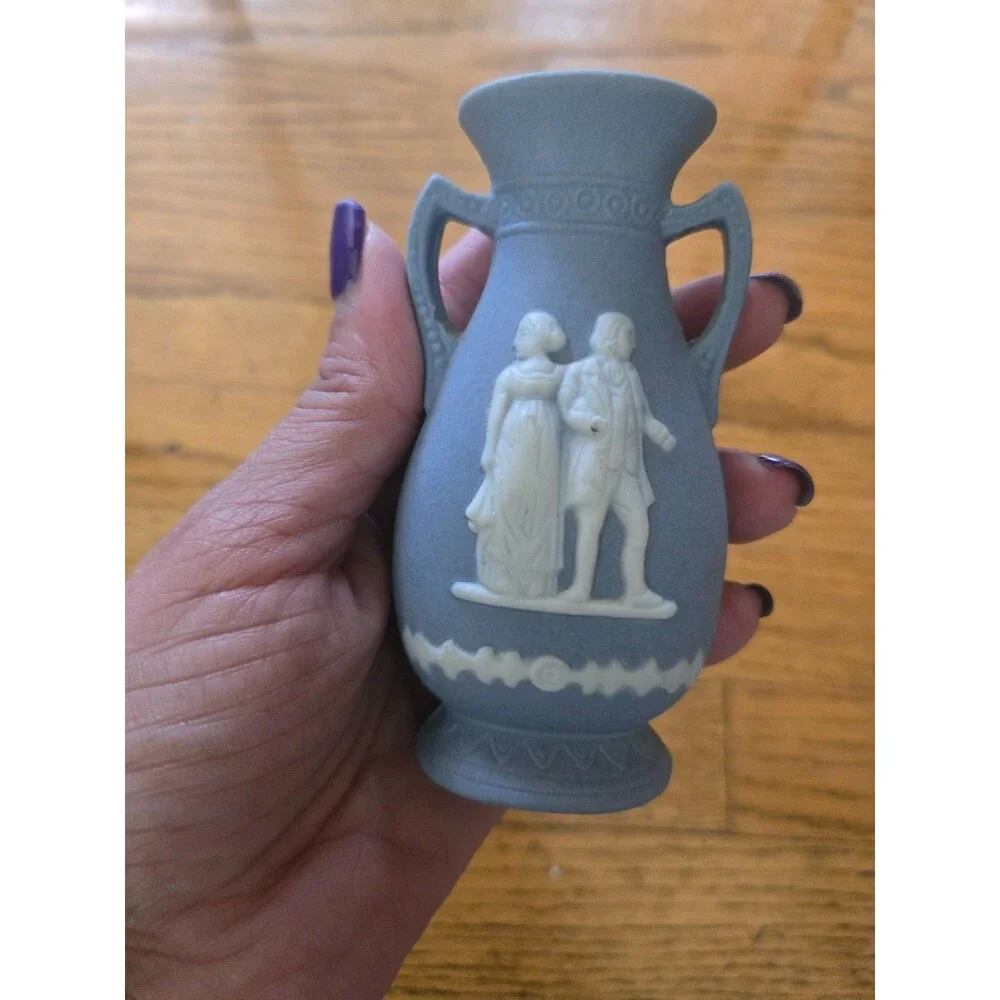 Vtg Wedgewood Miniature Blue and White Jasperware Handled Vase